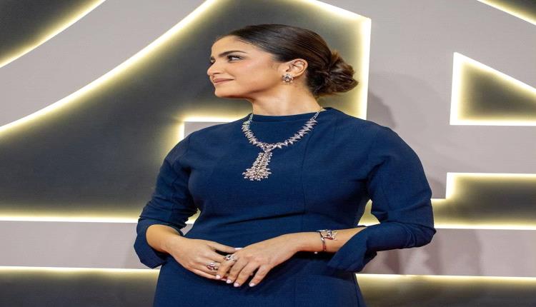 النجمة البحرينية حلا الترك تخطف القلوب في ظهور أنيق بمهرجان البحرين السينمائي