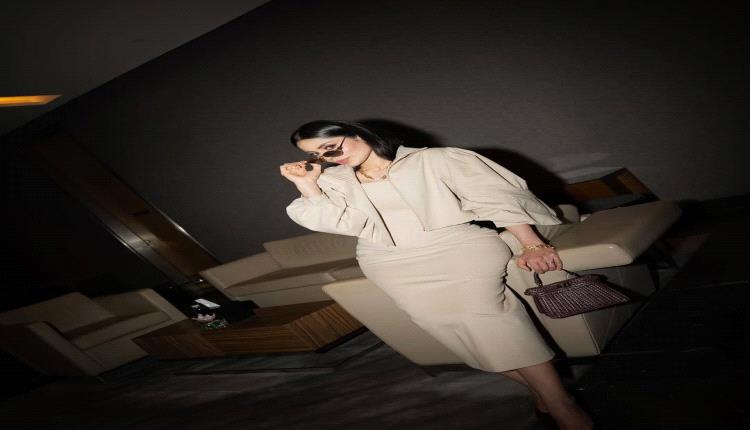 اللون نفسه يضيء إطلالتي هنا الزاهد وإلهام علي بأسلوبين مميزين