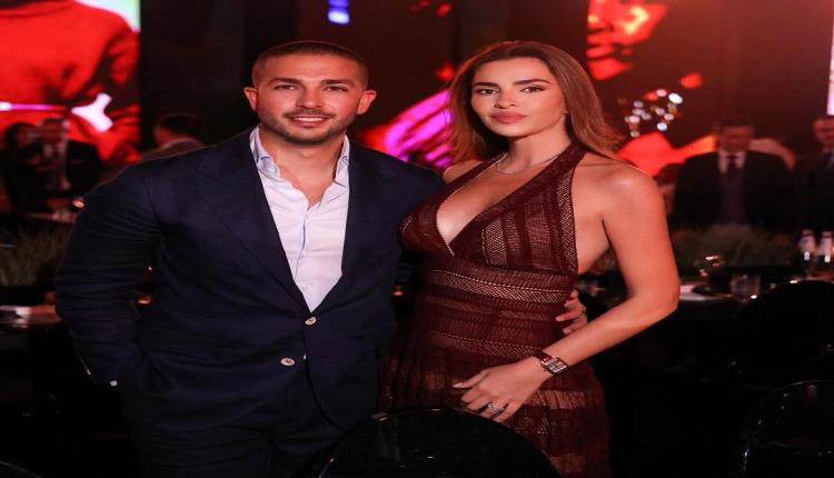 إشراقة فخمة… زين قطامي تتألق بفستان باللون البورغندي الساحر