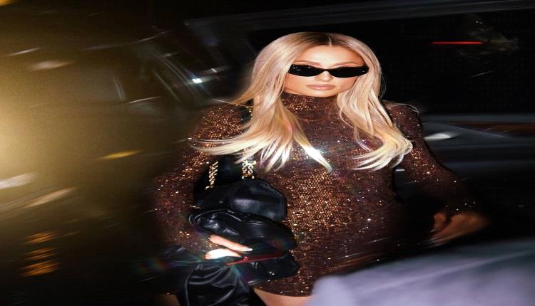 ستايل لا يُنسى.. باريس هيلتون تزيّن إطلالتها بنقشة الفهد الجريئة