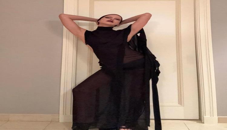 عارضات الأزياء الروسية إيرينا شايك تُشعل الجدل… حواجب مصبوغة صادمة وأقراط زمردية تخطف الأنفاس