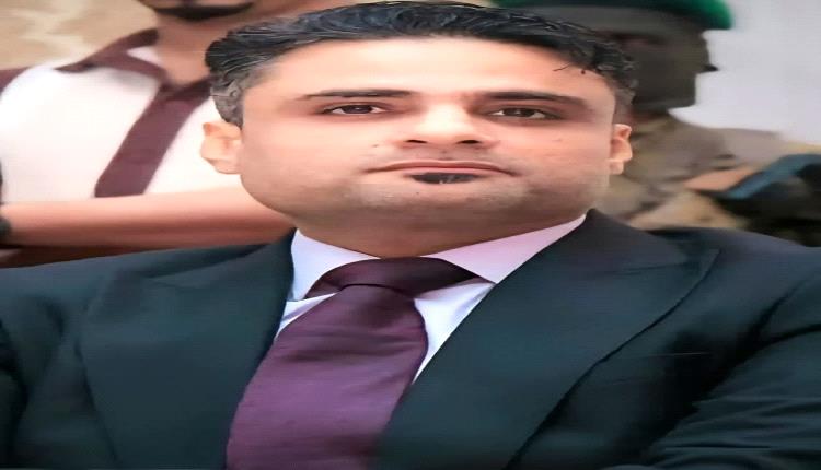 نائب وزير الإعلام الاستاذ صلاح العاقل يوجه مندوب الوزارة الذهاب للبنك المركزي غدا الثلاثاء لاستكمال إجراءات تحويل راتب سبتمبر