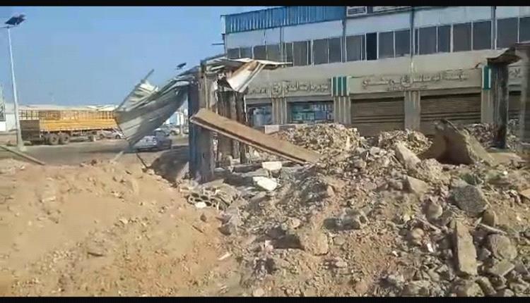 مالك محطة غاز في خط الهناجر بعدن يشكو قيام ناصر السويدر وشقيقه مهدي بتدمير ونهب المحطة ويطالب المحافظ والرئيس الزبيدي بالتدخل