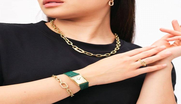 "الأخضر ملك الأناقة.. ساعات تضيف الحيوية لكل مناسبة"