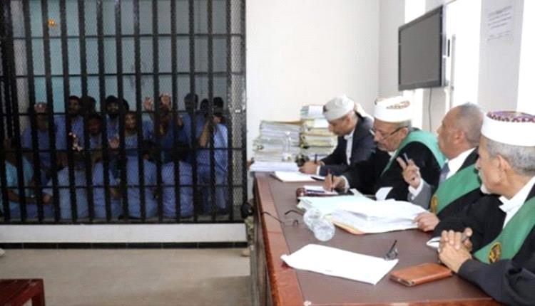 محكمة حـ.ـوثية تصدر حكماً بإعـ.ـدام 17 مواطناً بتهمة التخـ.ـابر