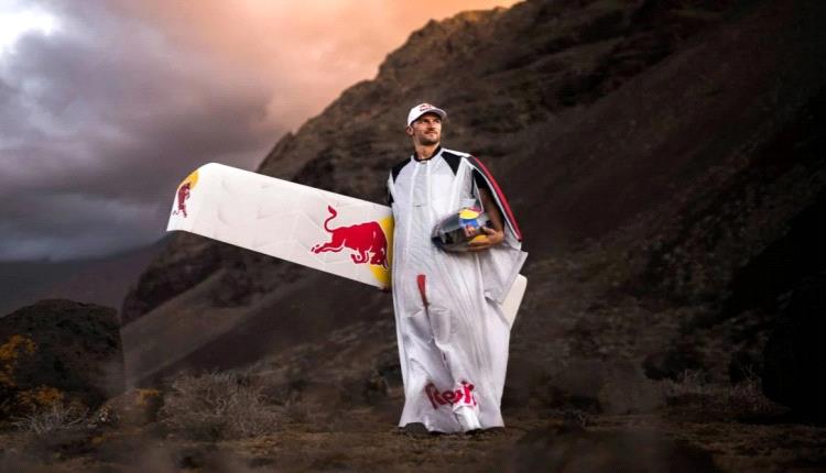 التصميم الفاخر يلتقي التحدي الرياضي: Prada Linea Rossa في سالتسمان الجوي