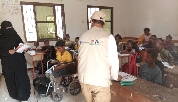 مؤسسة نبض الحياة الخيرية تتفقد مشروع تكامل التعليم التعويضي للاطفال المتسربين والمنقطعين عن التعليم بمدرسة البراء بن مالك بالبريقة