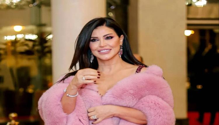 جومانا مراد في موقف محرج أثناء إطلالتها على السجادة الحمراء