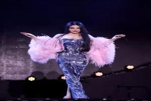 الموسم يشتعل… هيفاء وهبي تتألق في حفل ضخم بالرياض