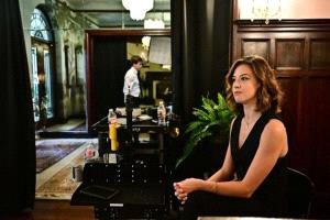 تحول درامي عالمي… “الدراما العمودية” تغزو هوليوود وتعيد تشكيل مستقبل الشاشة الصغيرة