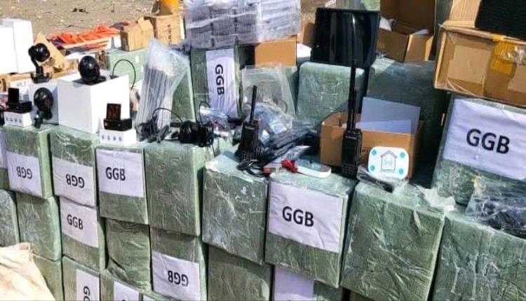 العمالقة الجنوبية  تضبط قاربًا يحمل معدات طائرات مسيرة، وأجهزة مراقبة وتجسس حوثية