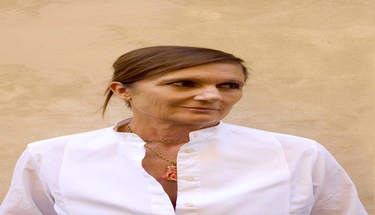 عودة قوية.. ماريا غراتسيا كيوري تتولى منصب المديرة الإبداعية في "فندي"