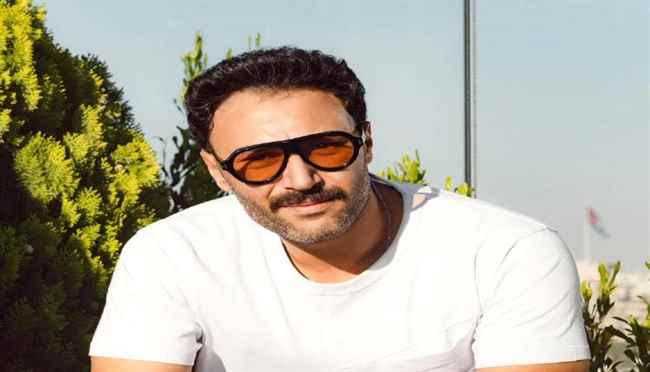 الفنان محمد العمروسي يكشف أسرار الأزمة مع طليقته بعد اتهامها له بعدم الإنفاق على أبنائه