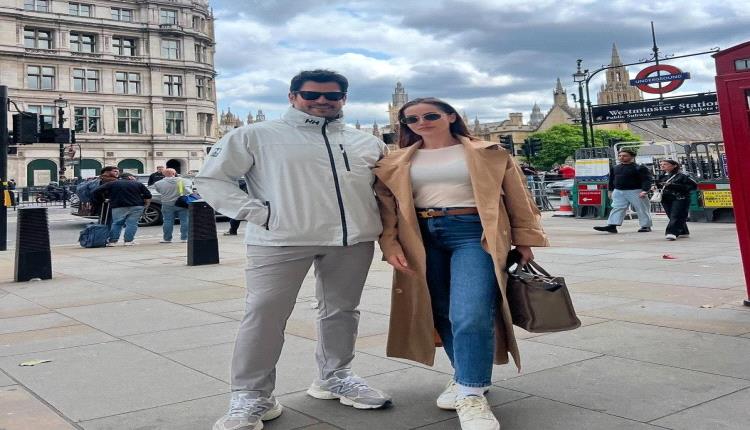 النجم التركي بوراك أوزجيفيت ينهي الجدل بشأن الأخبار المتداولة عن حياته الخاصة