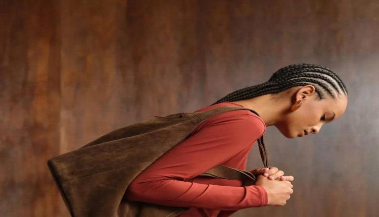 تألّقي هذا الخريف بحقائب Suede الناعمة والفاخرة