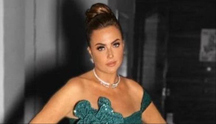 الفنانة بشرى تخطف الأنظار بإطلالة جديدة وأنيقة