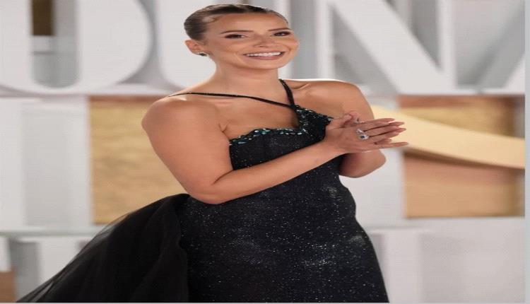 ابنة إيمان العاصي كبرت وأصبحت شابة فاتنة.. والجمهور يقارن الشبه!