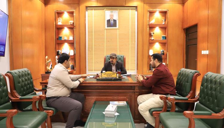 محافظ حضرموت الأستاذ مبخوت بن ماضي يطلع على خطة تأهيل "قابلات المجتمع" في أربع مديريات