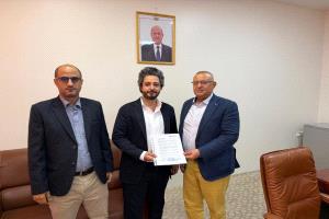 وزارة الاتصالات بعدن تمنح ترخيصًا رسميًا لشركة 