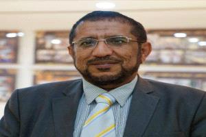 الكاتب بالفخر يكشف عن معلومات صادمة حول تسبب 