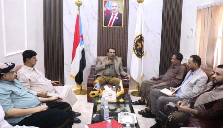 فريق التوجيه والرقابة الرئاسي يلتقي تنفيذية انتقالي المهرة