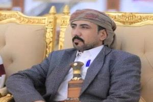 الشيخ عبود هبود بن قمصيت المهري يعزي في وفاة فنان اليمن والخليج محمد مشعجل