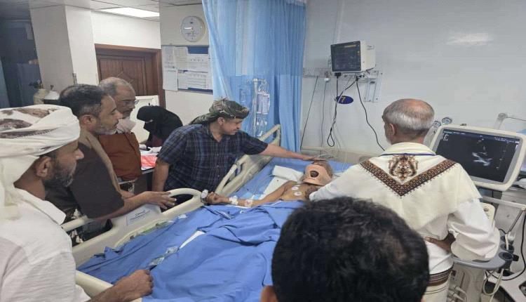 الحالمي يطمئن على الحالة الصحية لرئيس تنفيذية انتقالي مودية عقب تعرضه لمحاولة اغتـ,ـيال إرهـ,ـابية آثمة