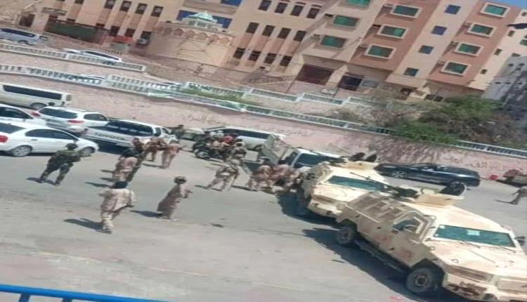 باشقار : منع المتظاهرين في المكلا من إيصال رسائلهم سلمياً قد يكون له انعكاسات سلبية