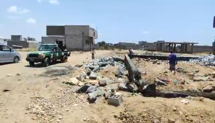 إزالة وتوقيف.. وحدة حماية الأراضي تستمر بمحاربة أعمال البناء المخالفة والعشوائية