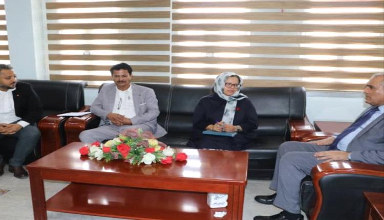 وزير التربية والتعليم (العبادي) يبحث مع رعاية الأطفال سبل تعزيز التعاون ودعم طباعة الكتاب المدرسي