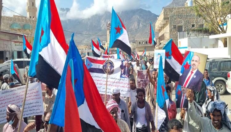 بيان جماهيري من قلب سقطرى: نؤكد تضامننا الكامل مع حضرموت ومصيرنا واحد.