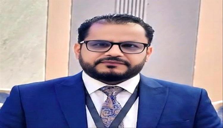 خبير اقتصادي يحرج البنك المركزي: التبرؤ من المسؤولية بعد وقوع الفأس في الرأس "استغفال" للمواطن