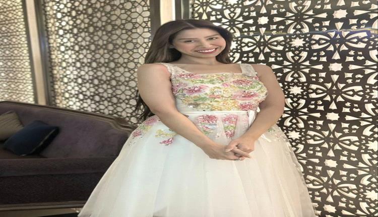 إيناس عز الدين تثير قلق متابعيها بعد كشف تفاصيل فقدان صوتها