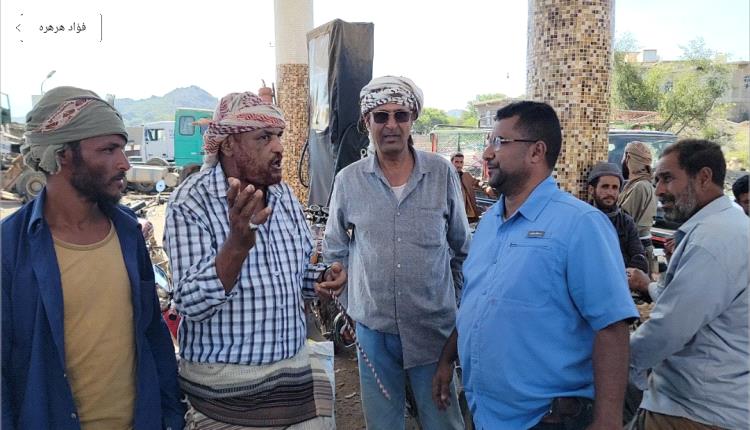 مدير مكتب التجارة بالحصين ينفذ نزولاً ميدانياً إلى محطات الوقود بالمديرية