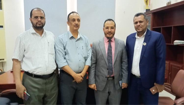 مدير عام صحة عدن يلتقي مؤسسة البصر الخيرية العالمية ويشيد بجهودها الإنسانية