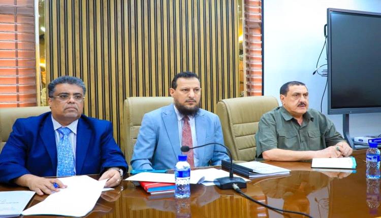 برئاسة المحافظ شيخ.. المكتب التنفيذي بالعاصمة عدن يستعرض تحديات قطاعي الكهرباء والصحة وسبل تطويرهما