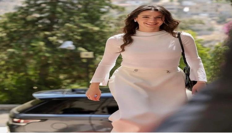 الأميرة رجوة بين البساطة والرقي عبر ألوانها المميزة في الموضة
