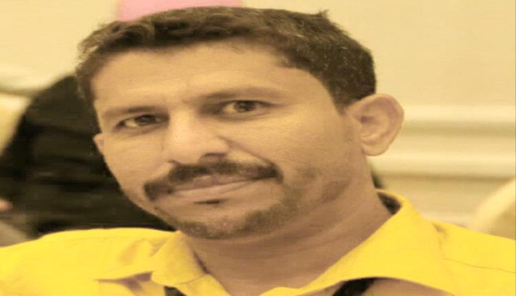 المثقف بين مطرقة الرمز وسندان الواقع: قراءة في ثنائية "المقالح"