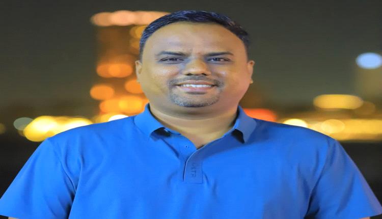 ناشط سياسي يستغرب "التناقض" السعودي في التعامل مع الحوثيين والانتقالي