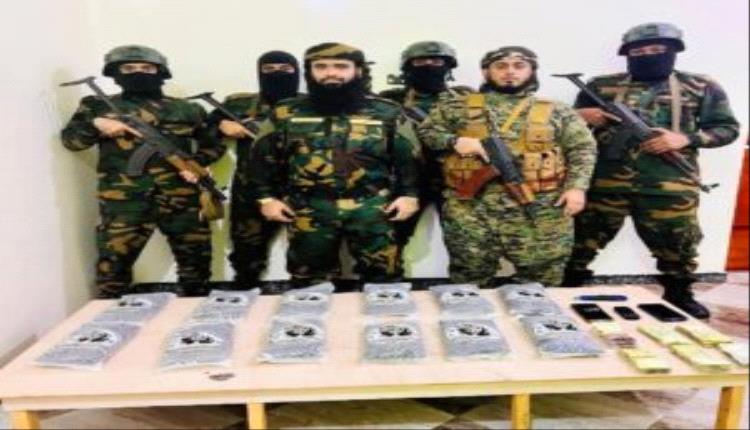 بقبضة من حديد.. أمن عدن ينهي مغامرة "رأس الأفعى" ويضبط 12 كجم من الحشـ.ـيش في بئر فضل