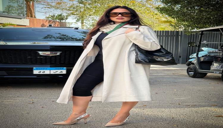 درة تثير الإعجاب بإطلالة صيفية مميزة تعتمد البرمودا الضيق