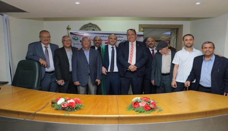 الباحث عبدالغني الصيادي ينال الدكتوراه بامتياز ويطرح رؤى لإعادة بناء الدولة في اليمن