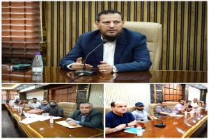 وزير الدولة محافظ عدن يطّلع على آليات تحصيل الضرائب وتنمية الإيرادات