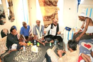 الجفري يطمئن على صحة المناضل سويد إثر الوعكة الصحية التي ألمت به