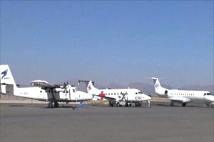 بعد إصابتهم بغـ.ـارة إسـ.ـرائيلية .. وصول كبار قادة الحـ.ـوثي الى مطار صنعاء  