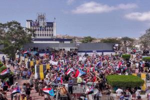 ‏تصريح ناري لقيادي في الانتقالي : تجاهلتم تحذيراتي من عبث القوى الشمالية بالجنوب في الرياض ومسقط.. وهذه النتيجة