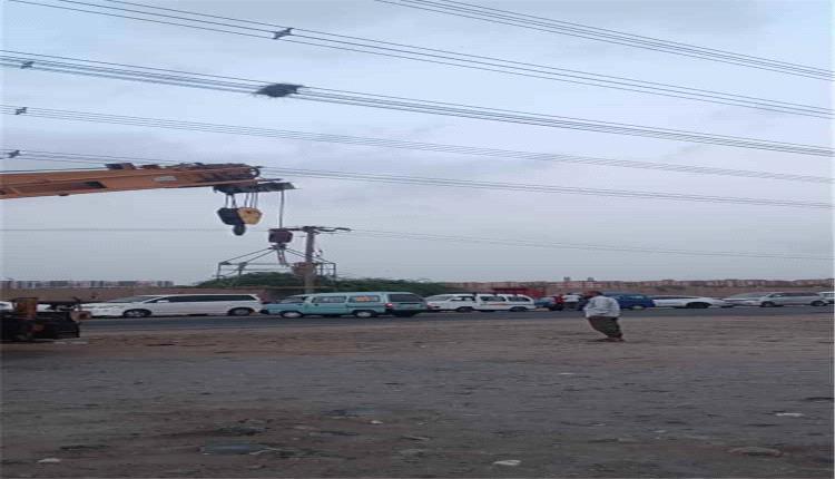 كهرباء عدن تواصل برامج الصيانة الوقائية لشبكات ومحطات النقل