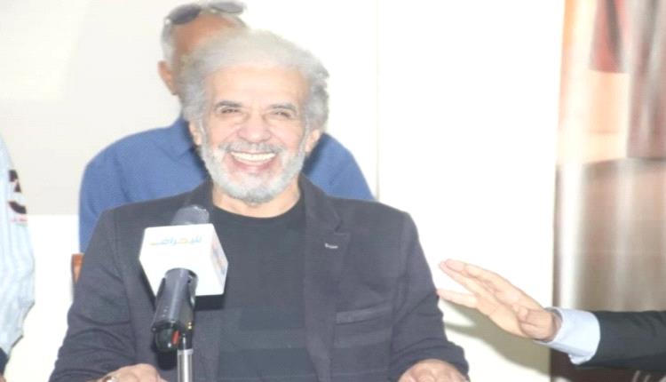 مفيد عاشور يتحدث عن كواليس علاقته بعبد الرحمن أبو زهرة خلال ندوة تكريمه