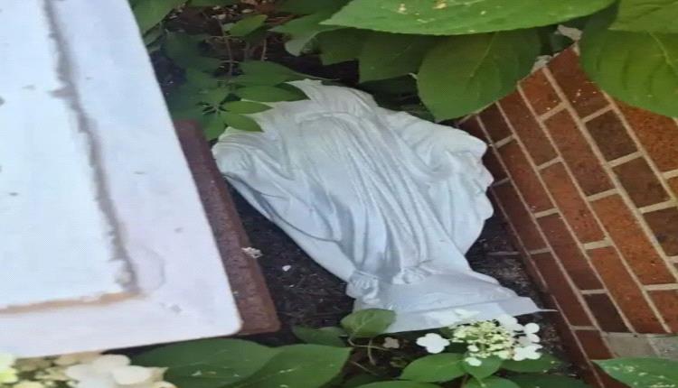 مجهول يحطم تمثال السيدة العذراء في نيويورك ويفصل الرأس بمطرقة في هجوم ليلي
