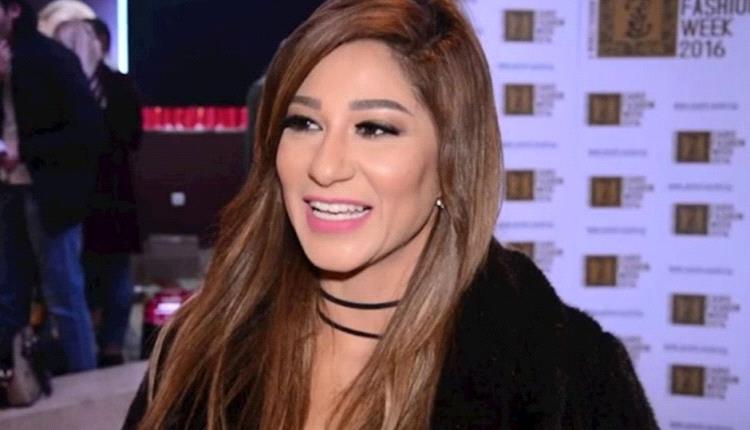 نجاة الفنانة المصرية إنجي شرف من حادث سير مروع